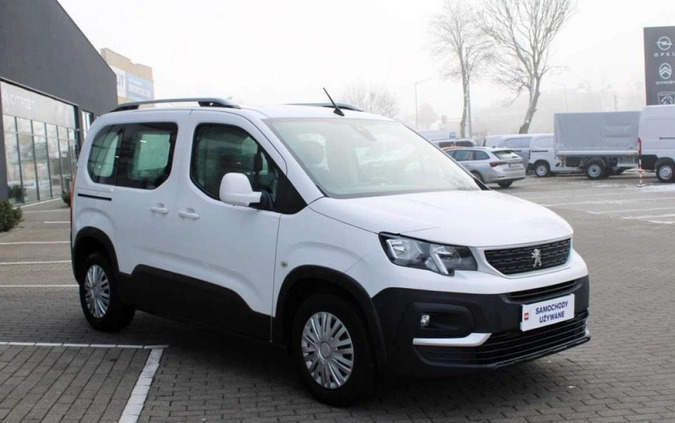 Peugeot Rifter cena 74900 przebieg: 105079, rok produkcji 2018 z Raszków małe 352